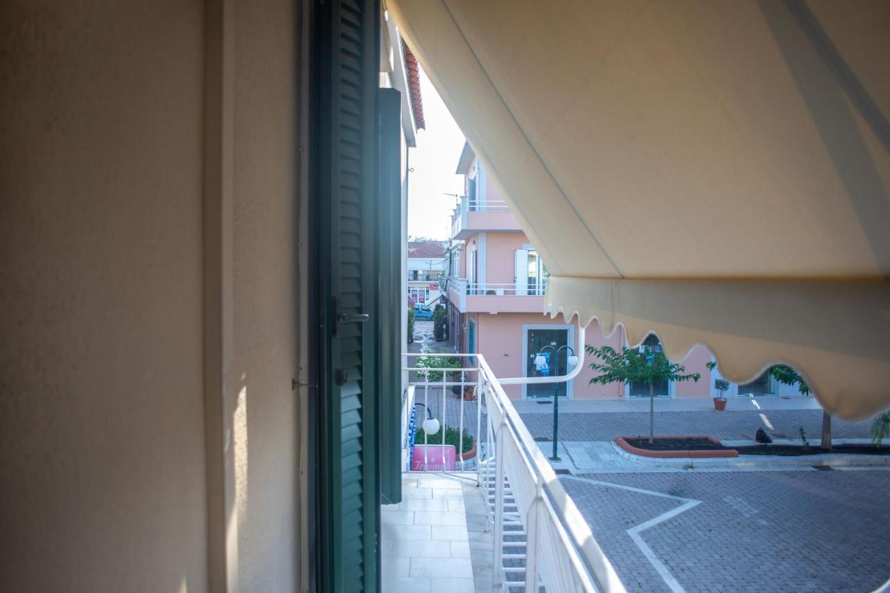 Nina'S Apartment Lixouri Exterior photo